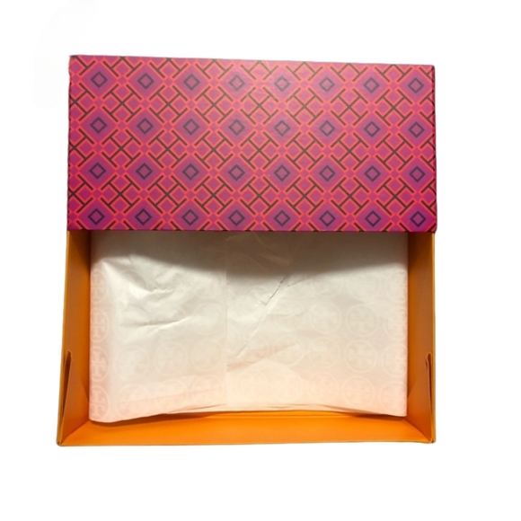 Tory Burch Large Drawer Style Gift Box - Picture 2 of 5